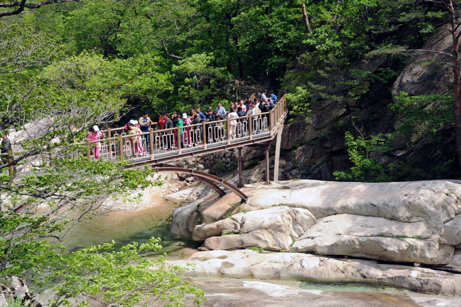 The Story of the Mount Kumgang Tourist Zone 1